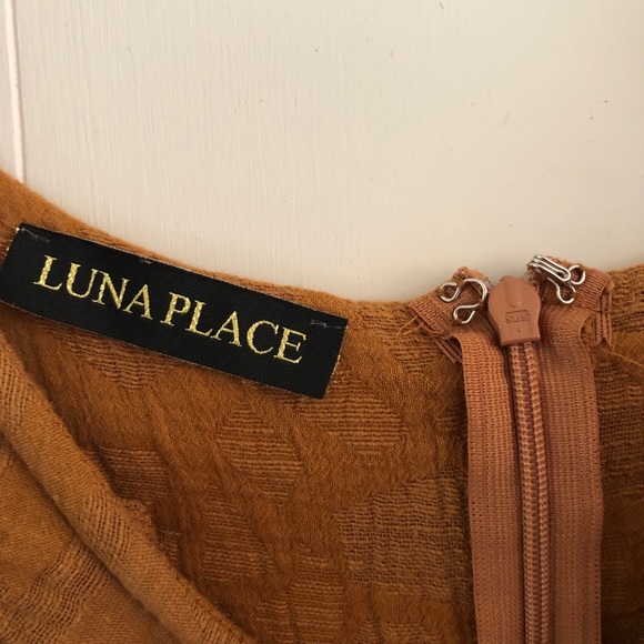 Homecoming Honolulu Brown Minidress - Picture 5 of 6